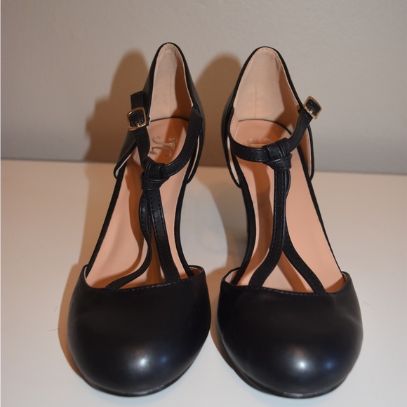 JG Joseph Guinn~Vegan Leather~8~Strappy Heel~New without box - Picture 2 of 8